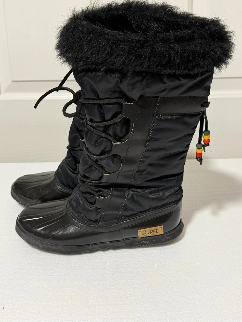 Sorel stylish black